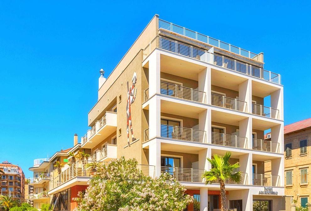 Hotel Arlecchino San Benedetto del Tronto Esterno foto