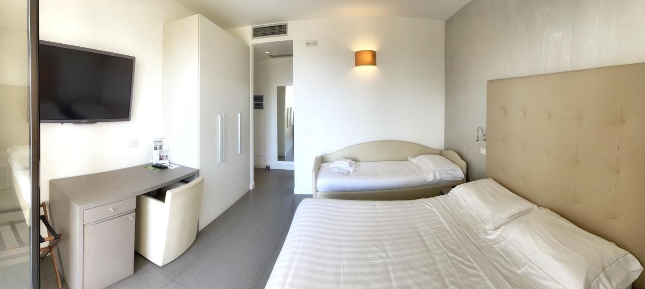 Hotel Arlecchino San Benedetto del Tronto Esterno foto